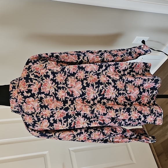 Mens's Shirt - Picture 8 of 15